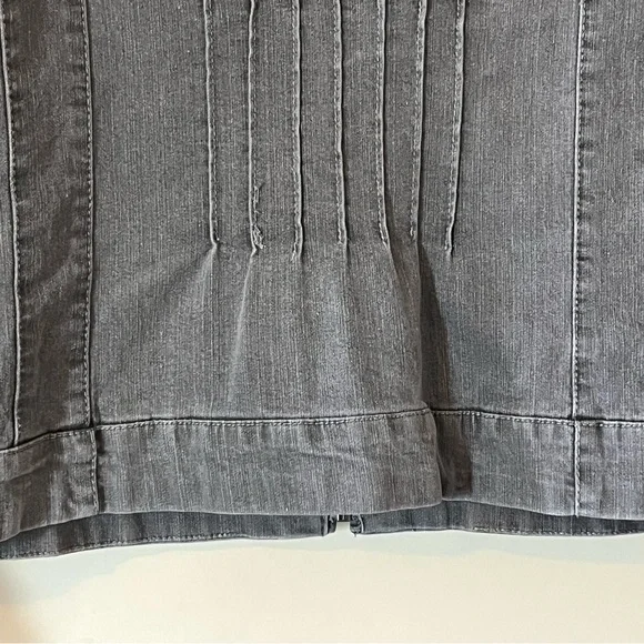 Multiples Gray Ruffled Denim Jacket Zipper Closure Women’s Size 1X - Picture 4 of 15